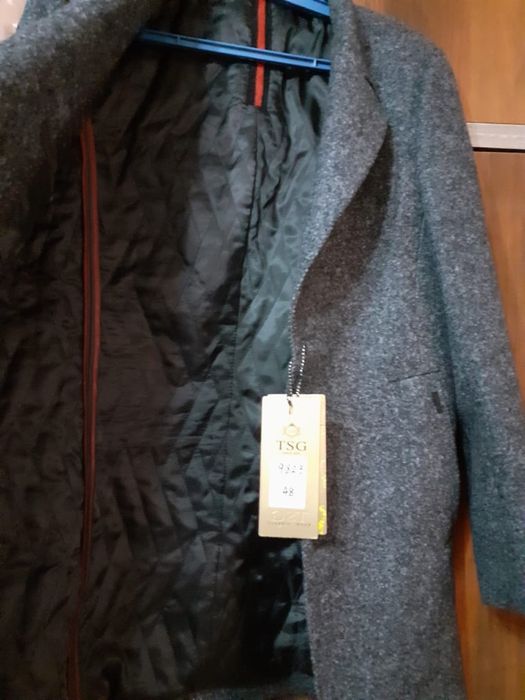 Куртка и полупальто новые