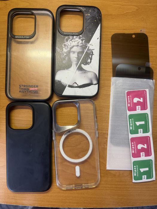 IPhone 15 Pro 128GB - перфектен