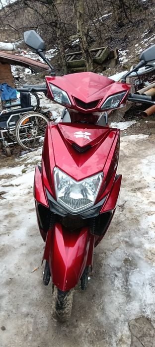 De vanzare  scuter electric in stare foarte buna de funcționare 823 km