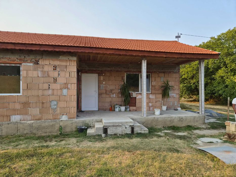 Продава се Къща в с. Обретеник, Област Русе - 120 кв.м за 500 €/кв.м - Снимка #1
