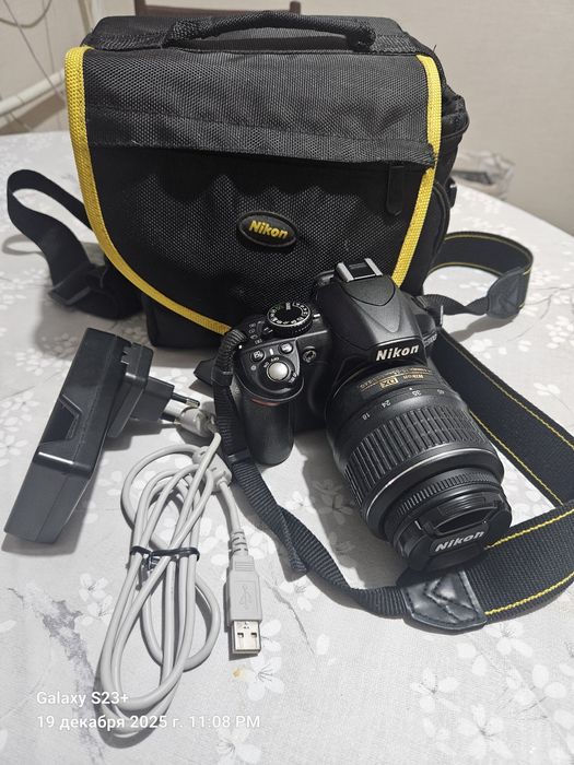 Продам Nikon D3100