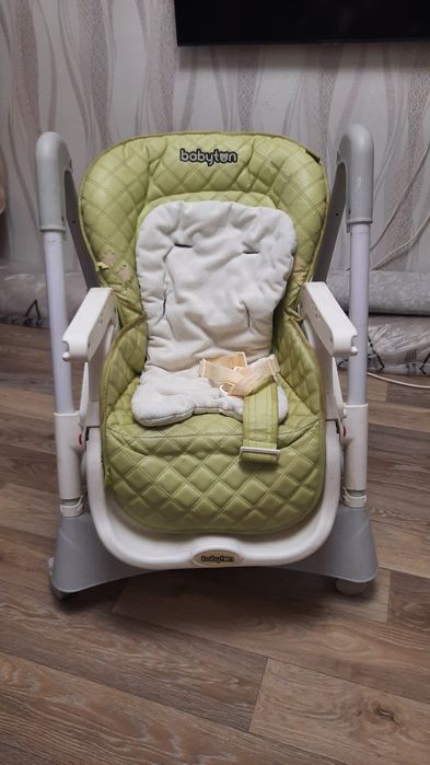 Стул для кормления