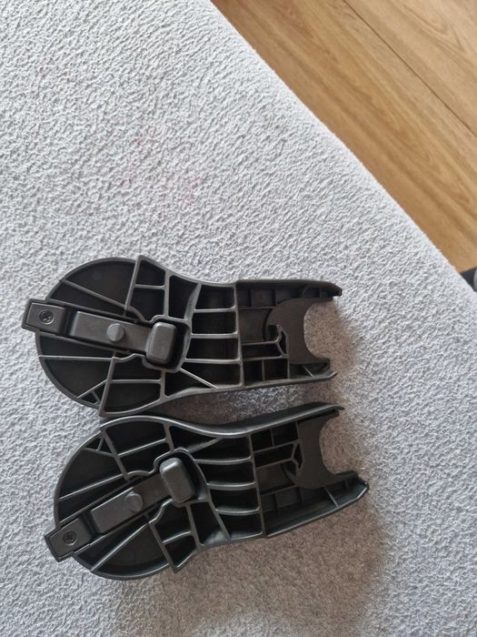 Адаптери за количка Easy walker към столче за кола на Cybex