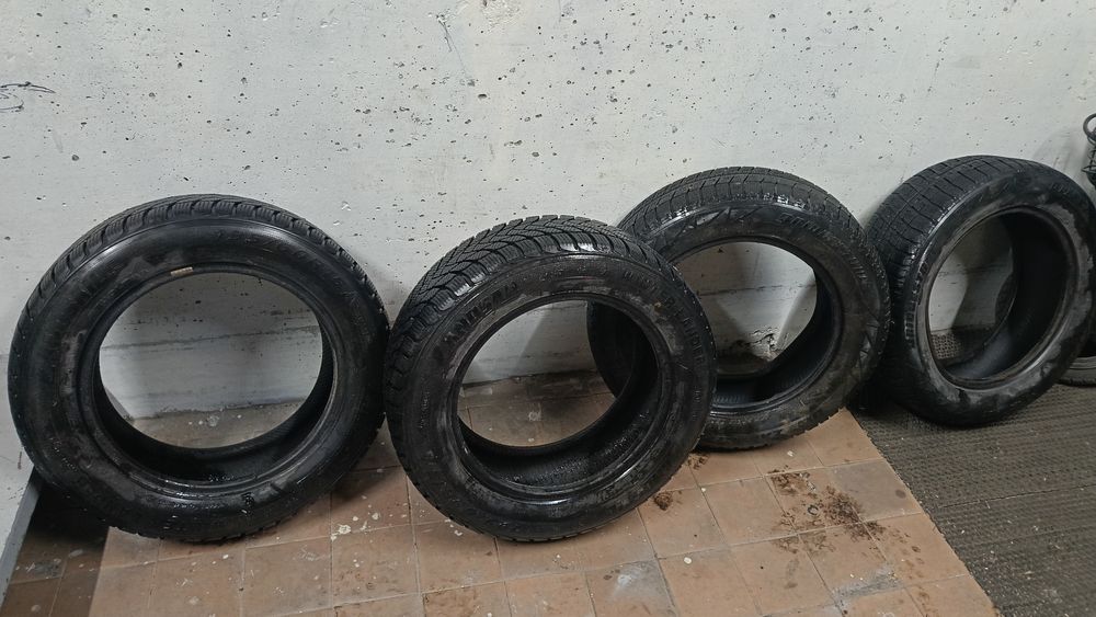 Продам шины зимние