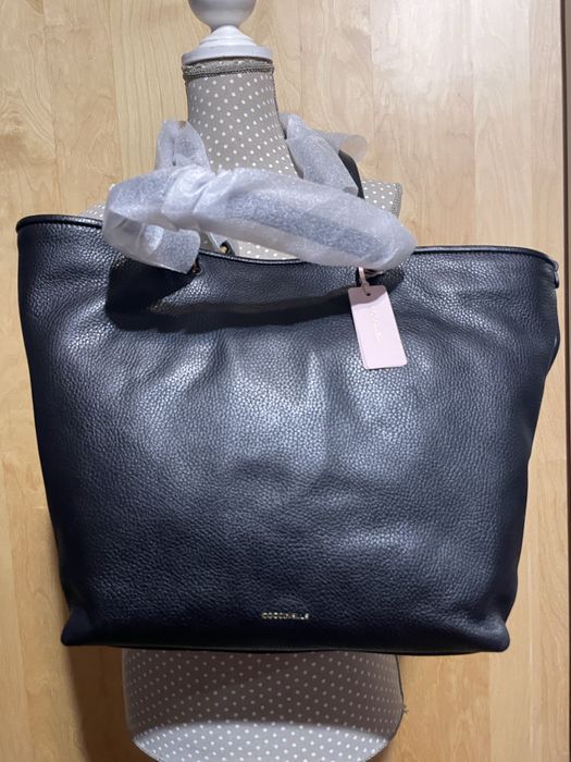 Geanta Coccinelle  noua