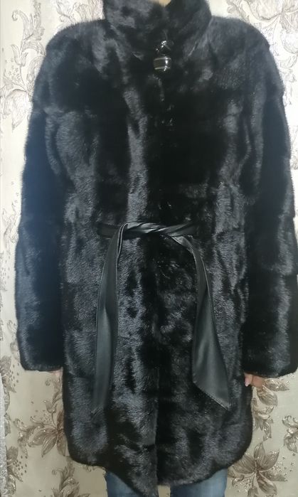 Продам норковую шубу