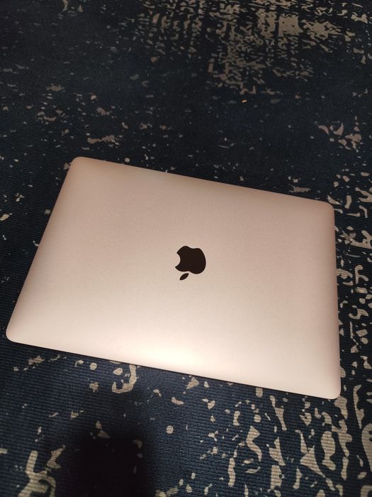 MacBook  air  13