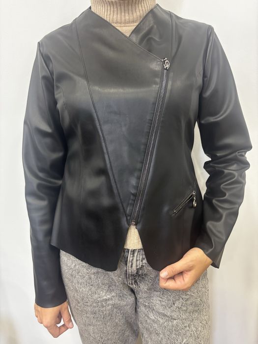 Продам куртку/пиджак кожзам