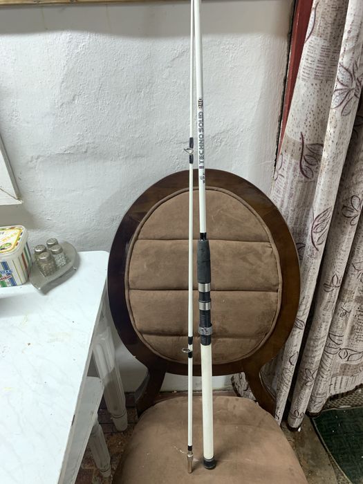 Продам спиннинг длинна 2,40