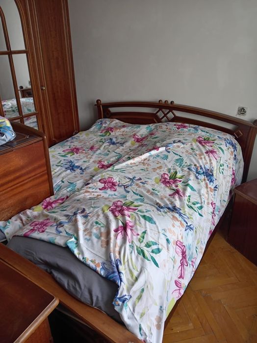 Срочно продам спальний гарнитур