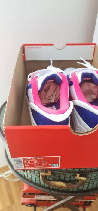 Adidași Nike air Max FlyEase
