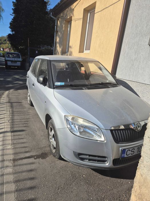 SKODA Fabia 2009 — imagine 1