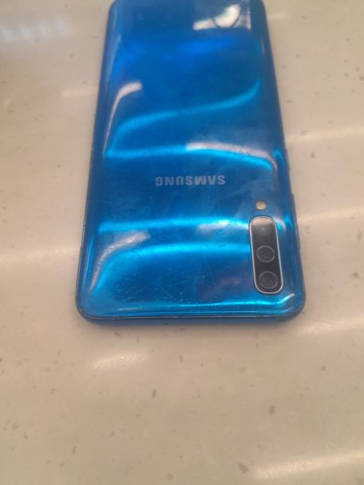 Samsung a50   64