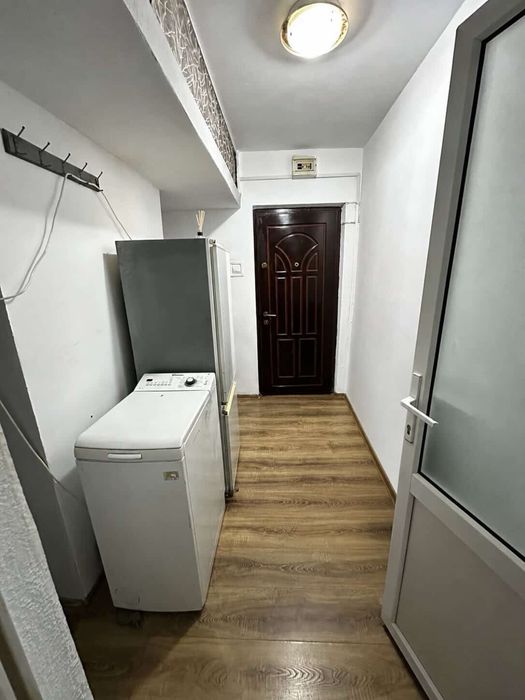 Inchiriez apartament 2 camere