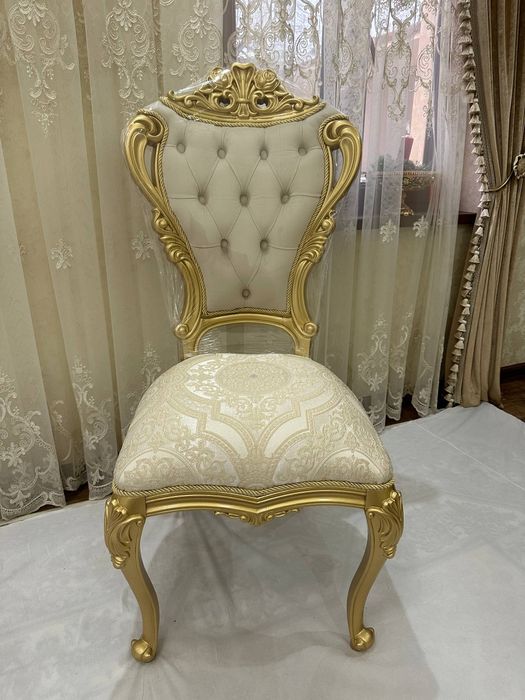 Стулья для гостиной