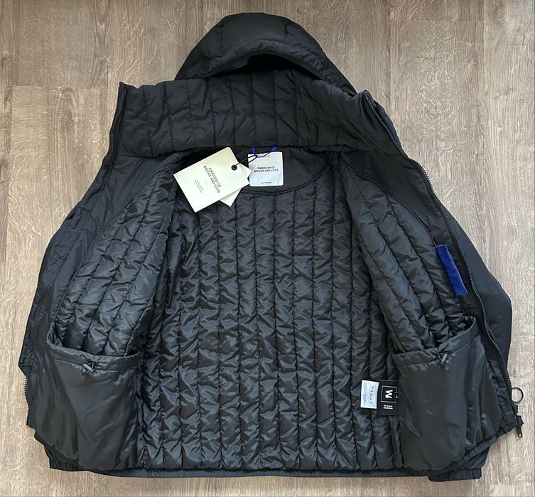 Яке Embassy of Bricks and Logs Tatlow Puffer