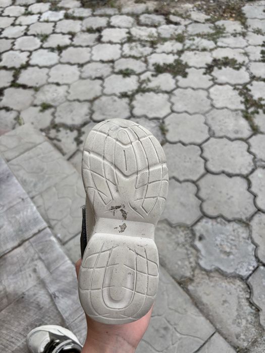 Детская обувь. Кроссовки и Crocs