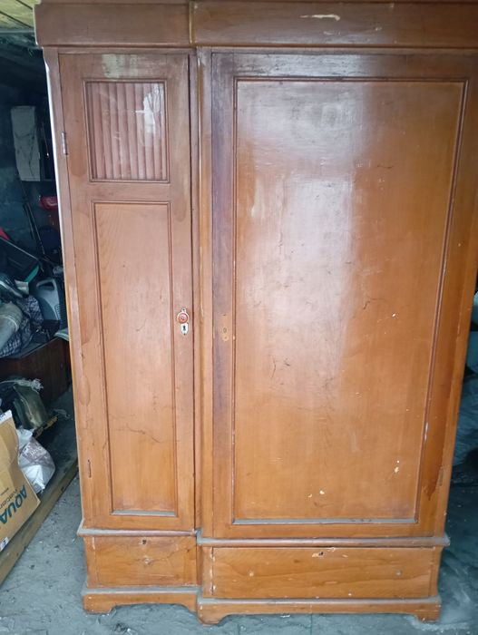 Продам старинную мебель!