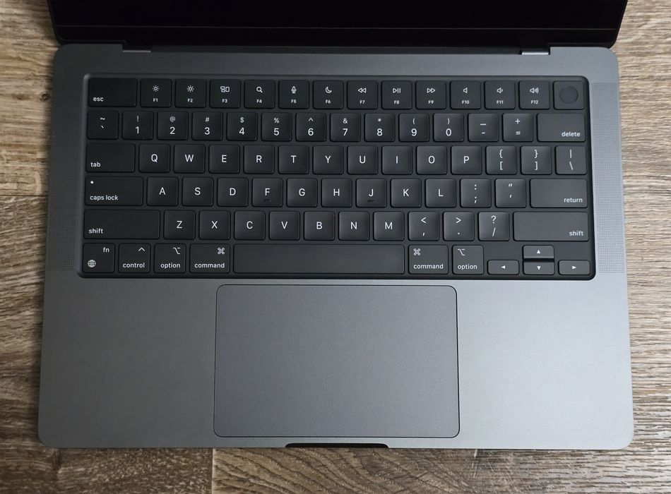 MacBook Pro 14 M3PRO 18/1TB 100%