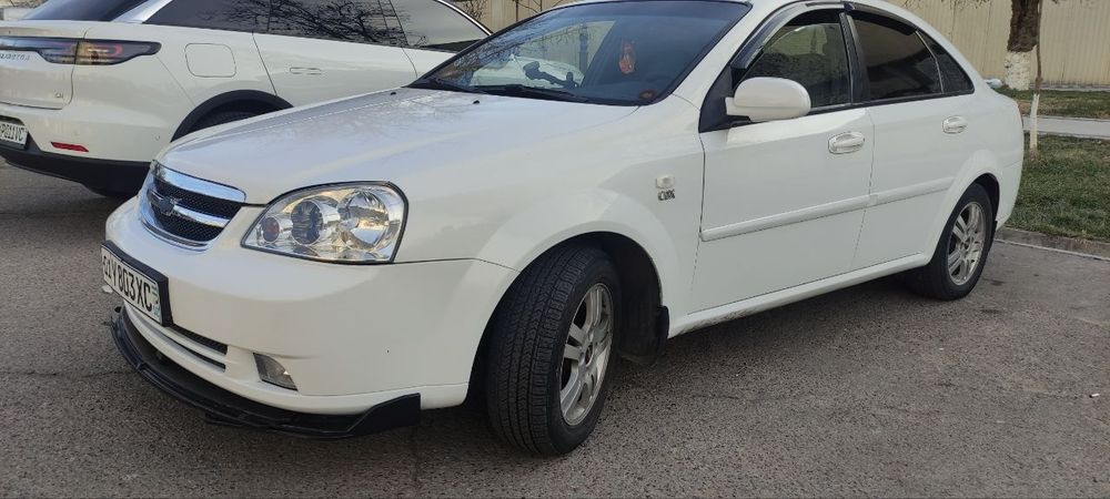 Продаю свою Lacetti коробка автомат 2010 год