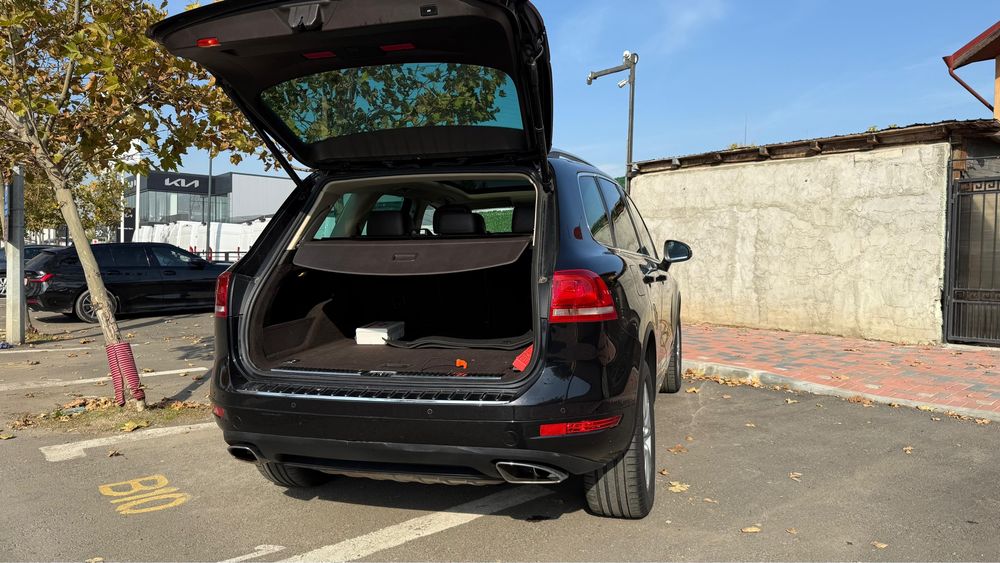 VOLKSWAGEN Touareg 2011 — imagine 4