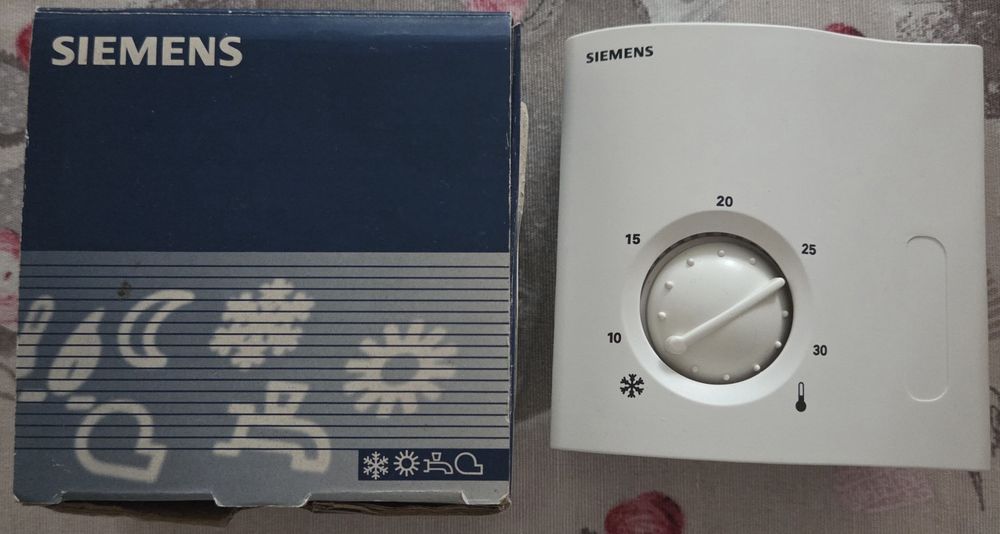 Termostat cu fir Siemens pentru centrale