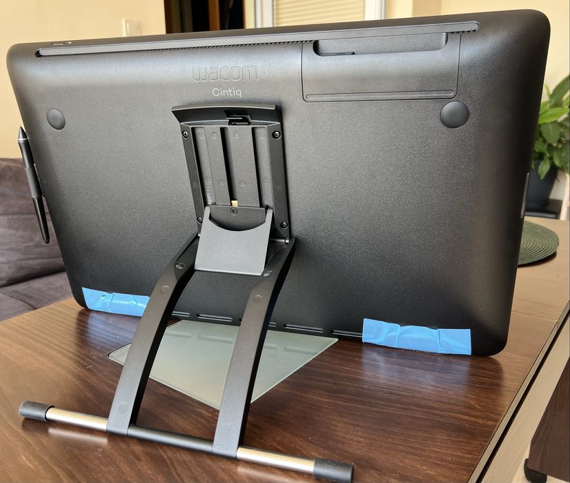 Wacom Cintiq 22 графичен таблет с дисплей – Pro Pen 2