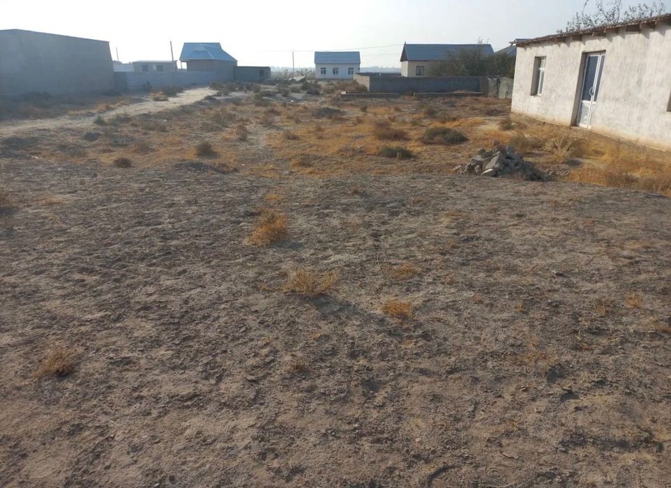 Центр камазда ер сотилади