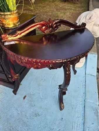 Consolă din lemn de mahon, stilul Chippendale