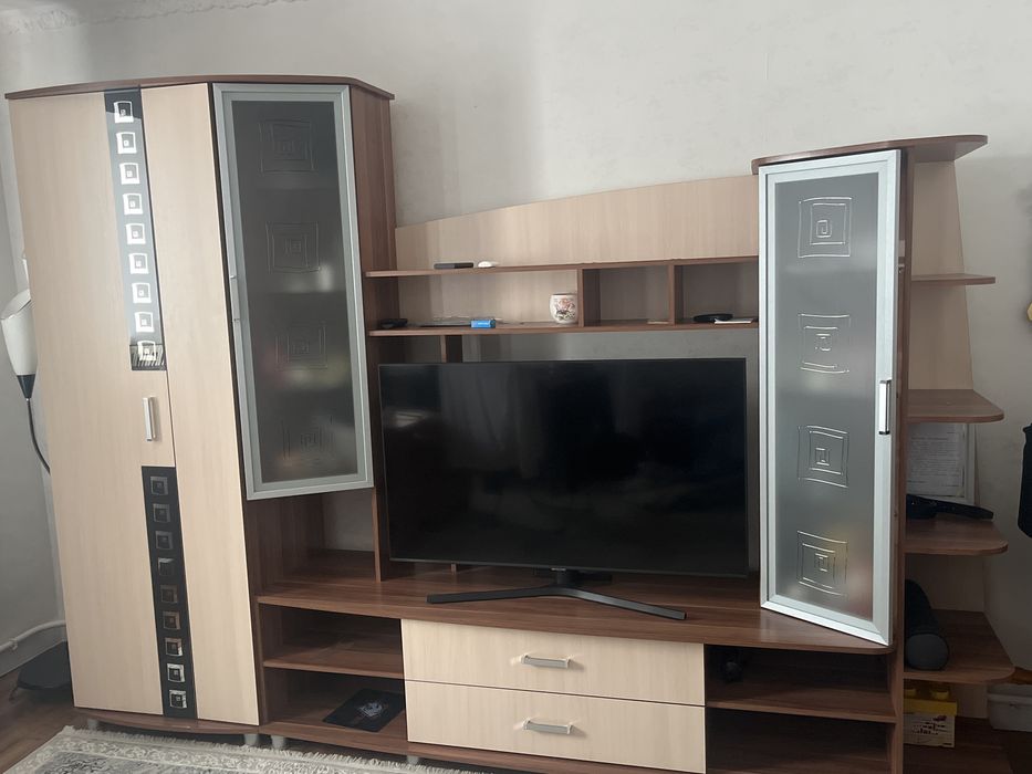 Продам стенку 70000 тогр имееться
