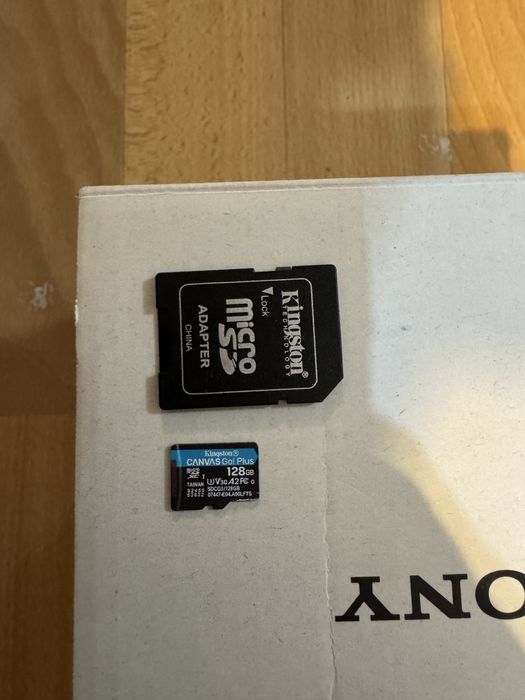 Продам камеру Sony zve 2 kit