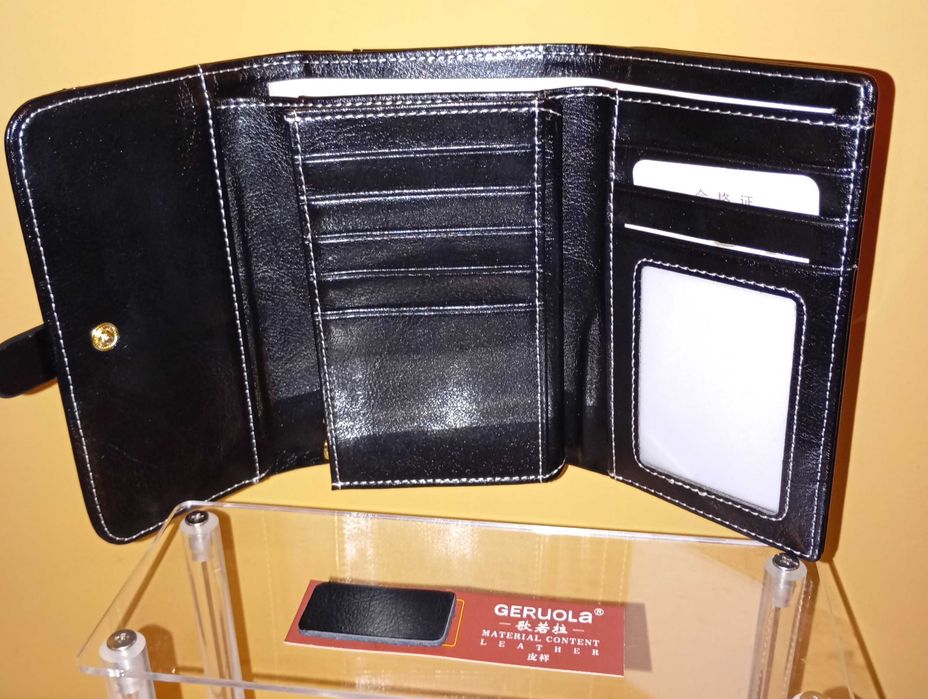 Дамски портфейли. Естествена кожа.