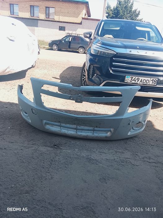 Продаю вампер б/у Шевролет Кобальт