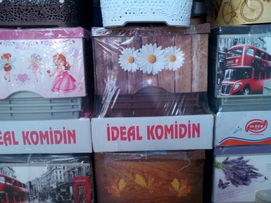 Пластмасов шкаф цветен