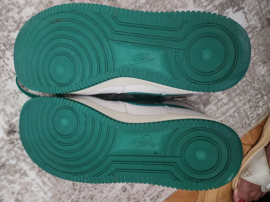 Мъжки маратонки, използвани малко,  като нови