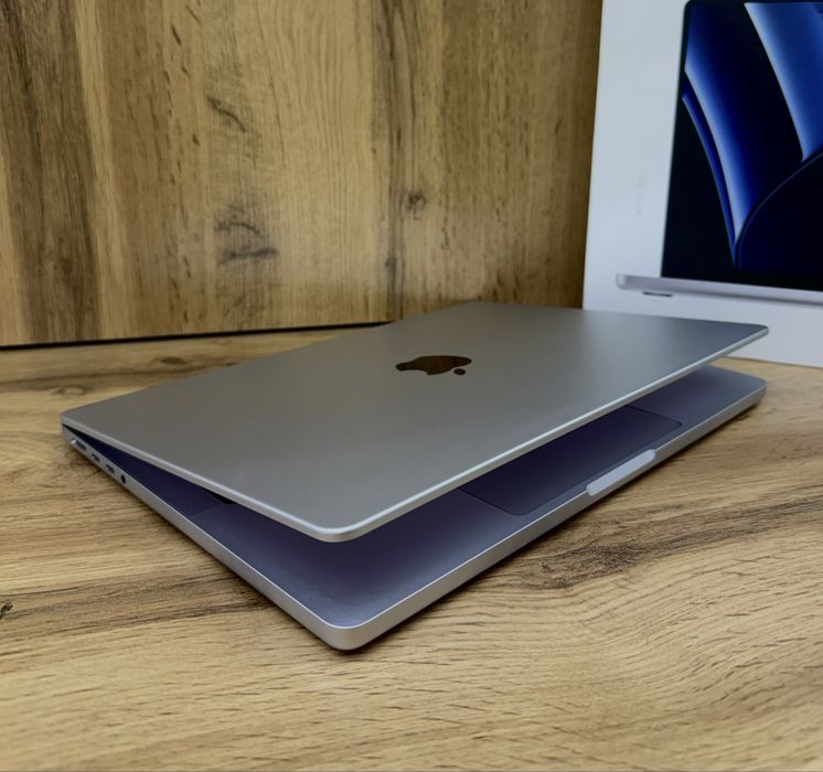 MacBook Pro M2 Pro 14” 16/1TB | 12CPU / 19GPU