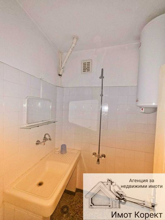 Продава се Етаж от къща в Асеновград - 140 кв.м за 802 €/кв.м - Снимка #7