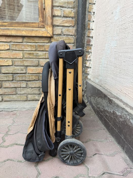 Продам коляску складную