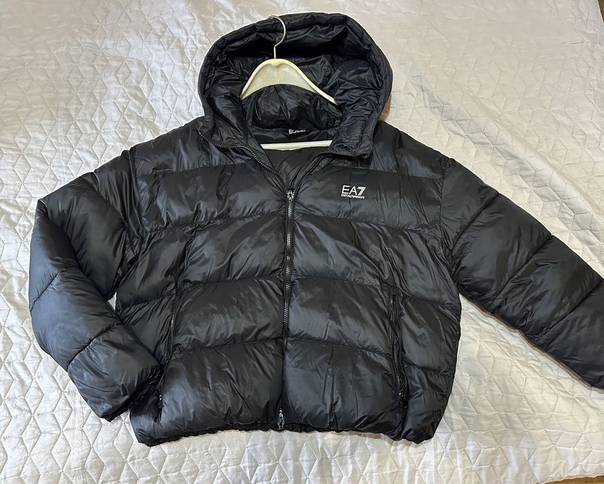 Дамско зимно яке EA7 Emporio Armani