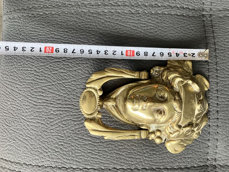 Месингови хлопки за врата