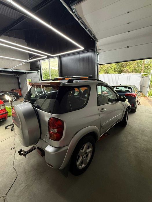 TOYOTA RAV4 2004 — imagine 3