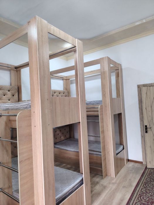 Крават матрасы и шкаф готовый