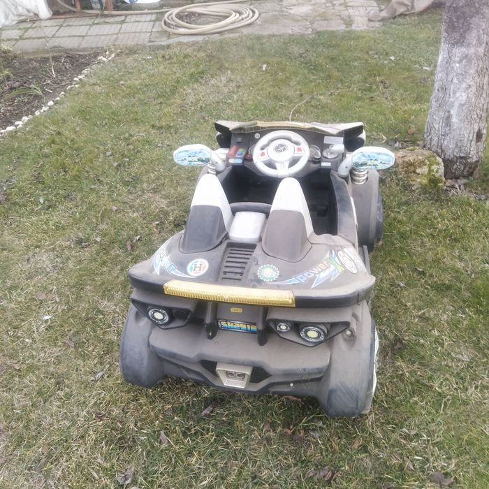 Детска кола на акумулатор