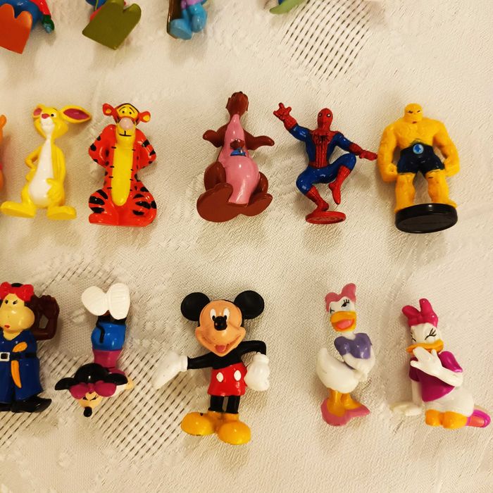 Киндер Kinder фигурки стари над 90 бр