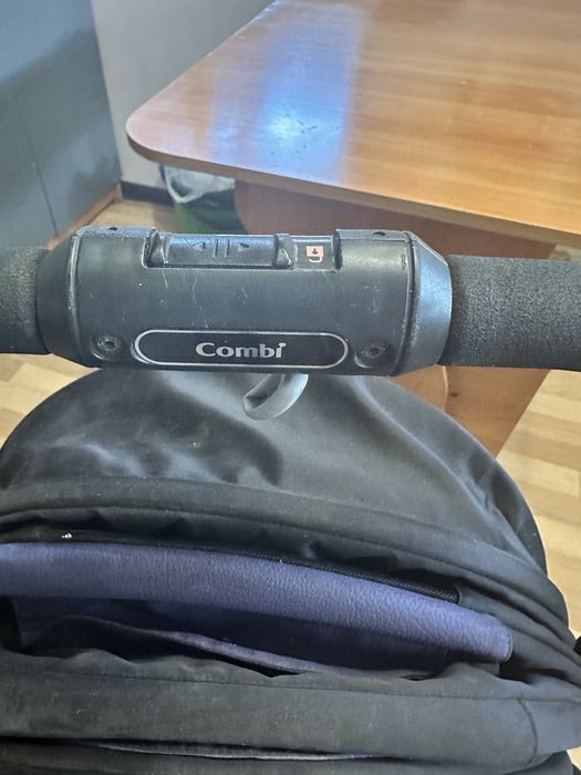 Коляска Combi Stroller