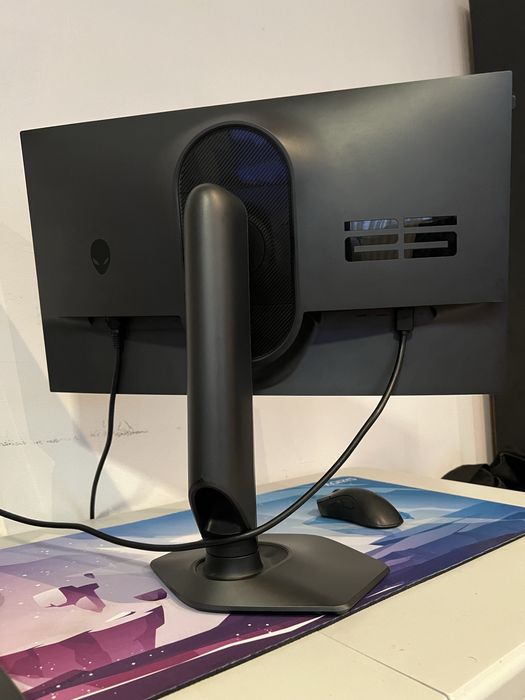 Vand pc gaming + monitor alienware 360hz