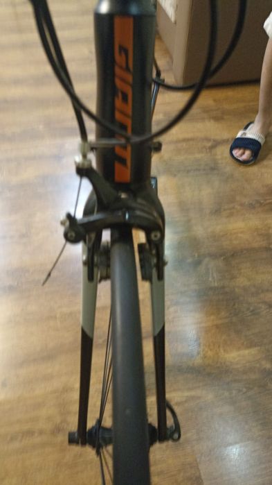 Шоссейный велосипед GIANT contend 2 XS