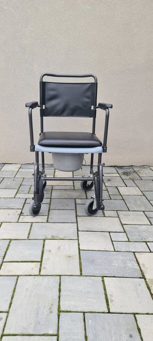 Scaune, carucioare, cadre handicap