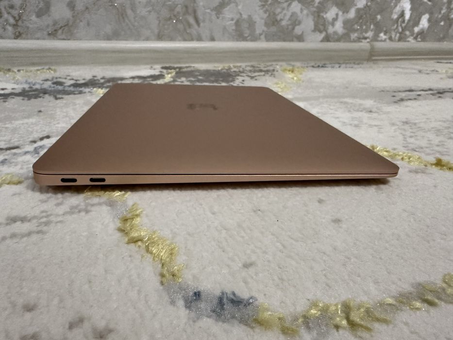 Macbook M1 Air 8/256Gb 13inch