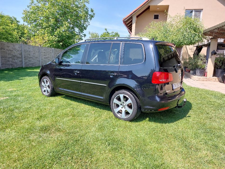 VOLKSWAGEN Touran 2011 — imagine 4